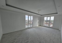 Kemaliye’de İsmail Efendi Caddesinde (Eski Ofis Cad.) Üç Cepheli 3+1 Daire